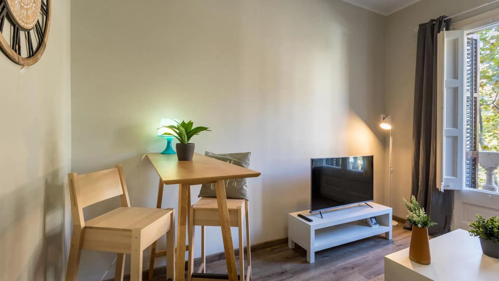 13Par1004 - Fabulous Apartment In The Heart Of Barcellona